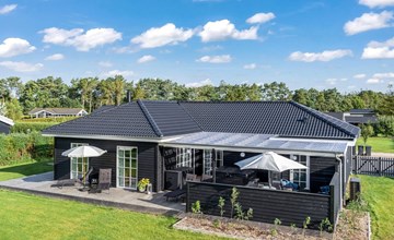 "Thala" - 500m from the sea 3