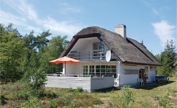 Cozy home in Pandrup with WiFi 3