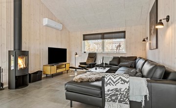 4 bedroom pet-friendly home in Ebeltoft 3
