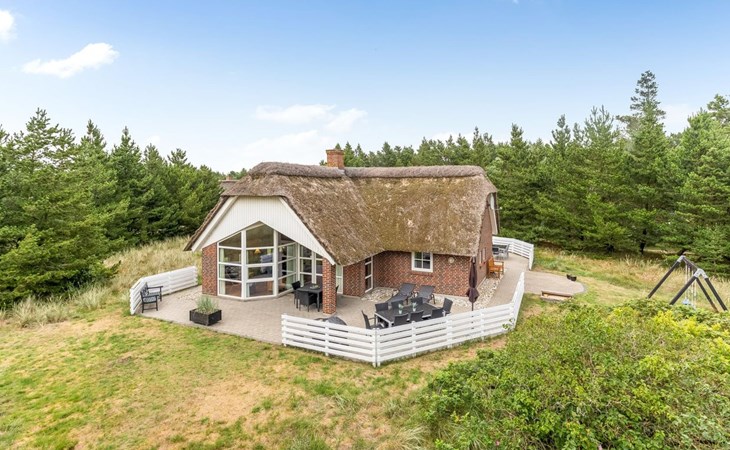 "Ronna" - 2.2km from the sea 1