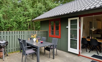 "Gail" - 200m from the sea 3