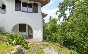 House in the Woods 2