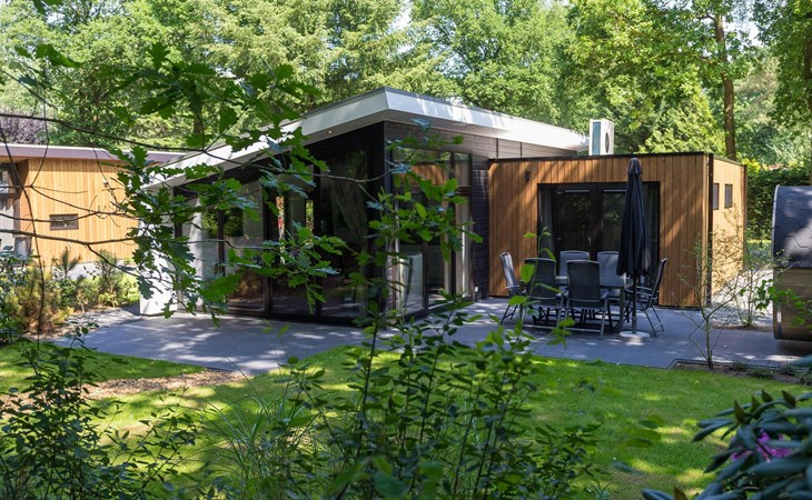 Bos Lodge 75 Eco 6 Personen mit Hot tub 1
