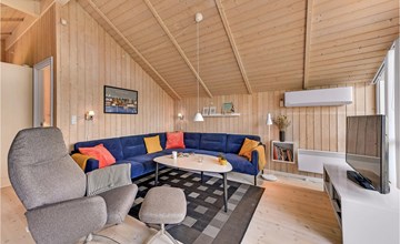 Lovely home in Hvide Sande with sauna 3