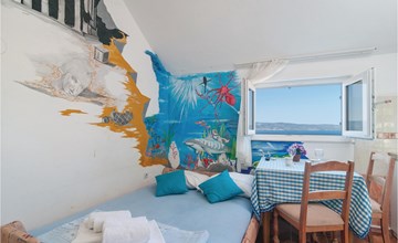 Stunning apartment in Omis 2