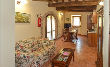 Amazing home in Cagli 3