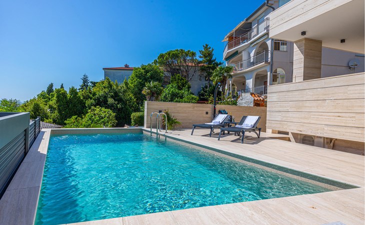Cozy apartment in Crikvenica 1