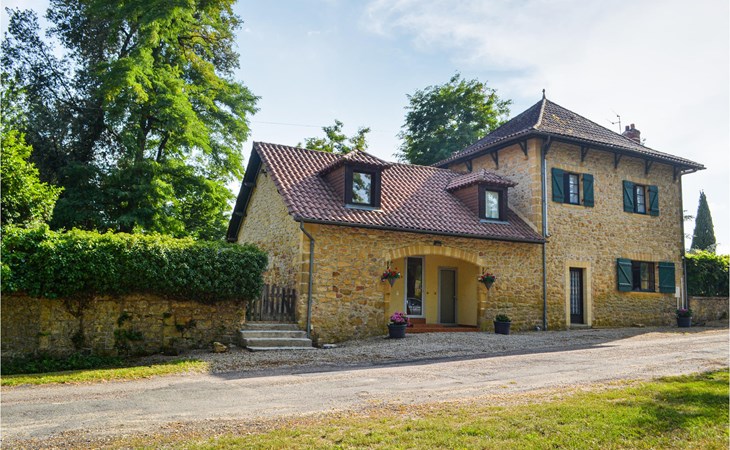 Gorgeous apartment in Vitrac with WiFi 1