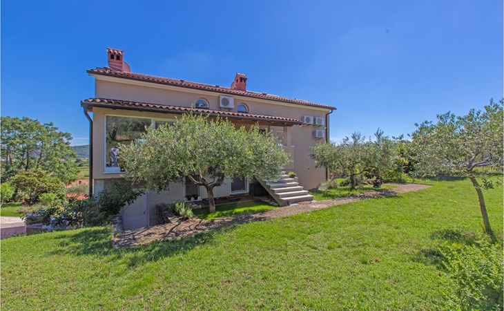 3 bedroom awesome apartment in Secovlje 1