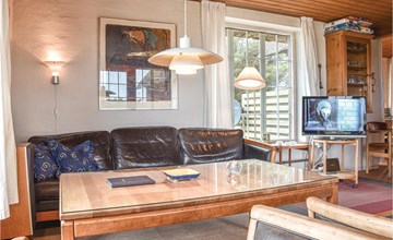Beautiful home in Ulfborg 2