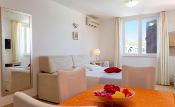 1 bedroom lovely apartment in Vinjerac 3