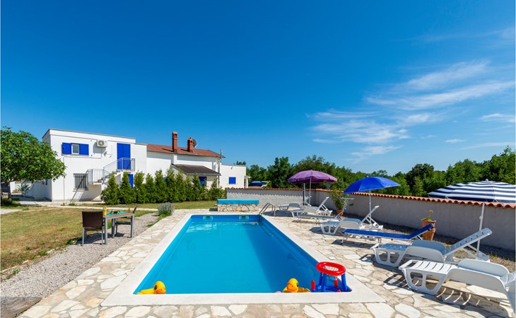 Gorgeous apartment in Trget with WiFi 1