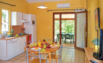 1 bedroom gorgeous apartment in Gramat 3