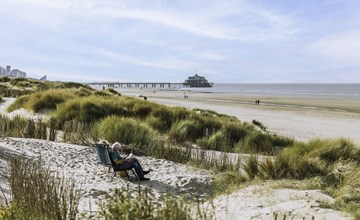 Bella II with harbour view 3