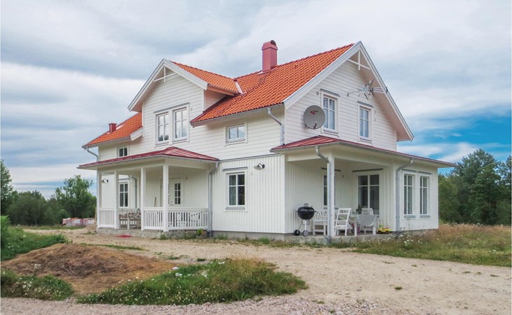 4 bedroom beautiful home in Gnosjö 1