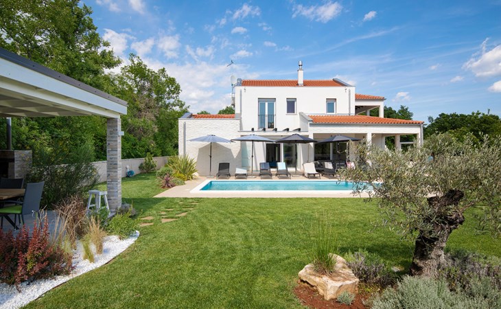 Villa Unica 1