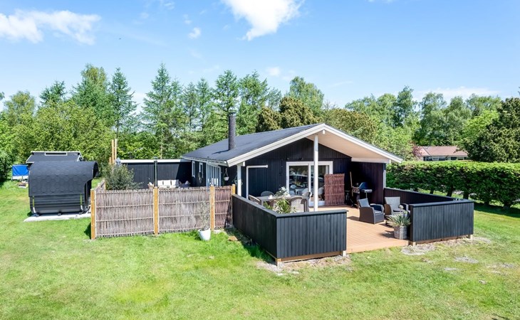 "Kælle" - 750m from the sea 1