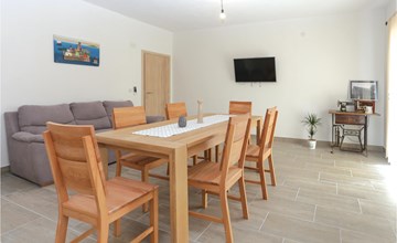 3 bedroom pet friendly home in Dugogabe 2