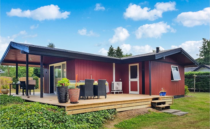 Pet friendly home in Hejls with kitchen 1