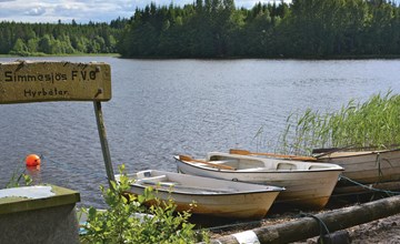 Lovely home in Länghem with lake view 3