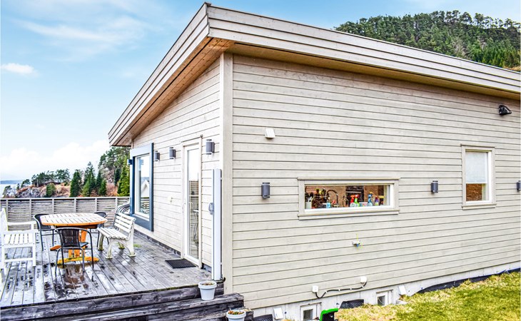 3 bedroom lovely home in Fister 1