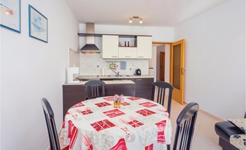 1 bedroom beautiful apartment in Labin 3