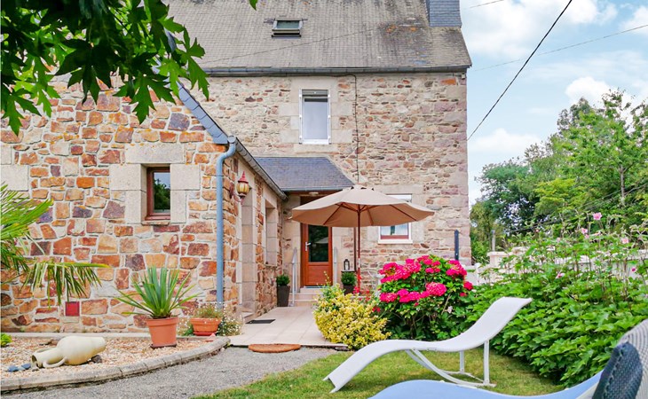 3 bedroom gorgeous home in Le Faouët 1