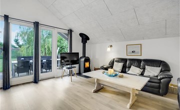 Lovely home in Hemmet with kitchen 3