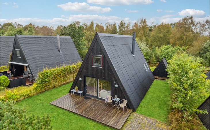 Gorgeous home in Farsø with kitchen 1
