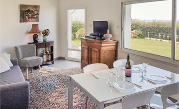 Awesome home in Plouarzel with WiFi 3