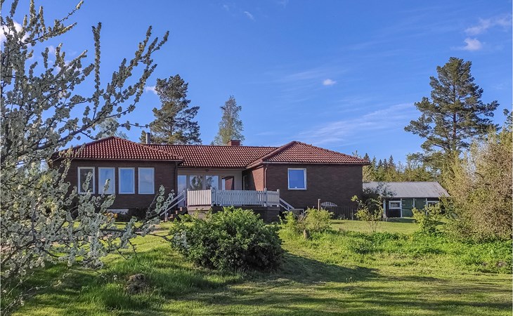 Awesome home in Tranås with WiFi 1
