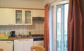 Atemberaubende Wohnung in Jezera mit Meerblick 3