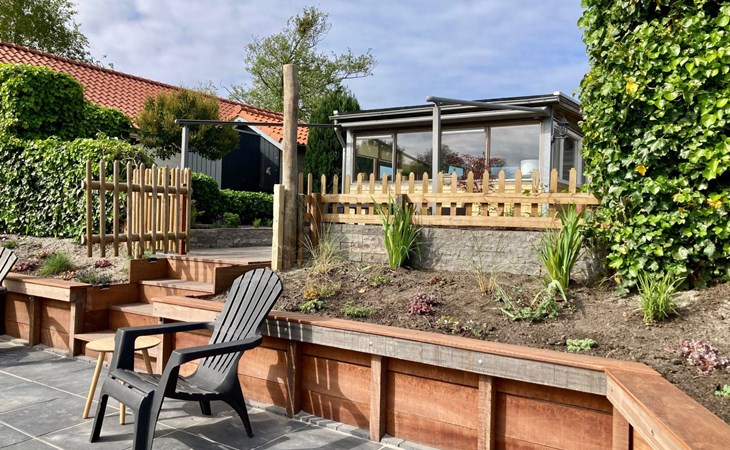 Chalet Ufergrundstück mit eigenem Angelplatz 1