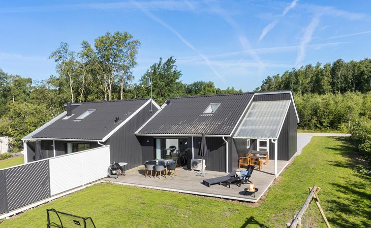 Gorgeous home in Ebeltoft with kitchen 1
