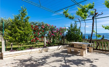 Gorgeous apartment in Duce with WiFi 2