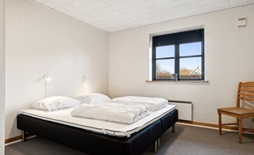 "Josie" - 700m from the sea 2