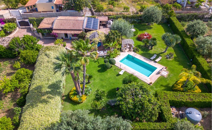 Gorgeous home in Noto 1