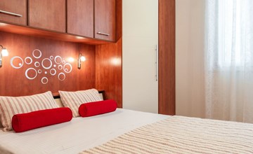 Ivona mit Terrasse und Außendusche 2