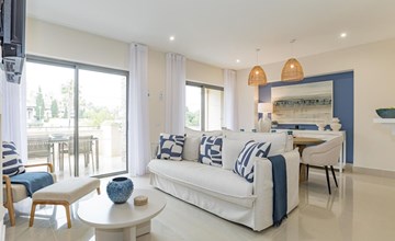 Pine Hills Reva Santuary Modern Elegance 2