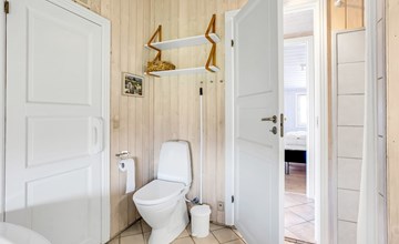 "Hariet" - 300m from the sea 3