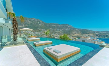 Moderne Luxusvilla für bis zu 12 Personen 3