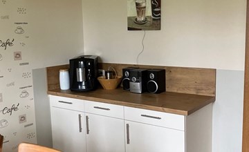 mit kleinem Garten und Grill 3