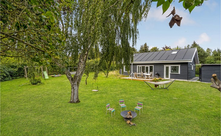 3 bedroom gorgeous home in Lundby 1