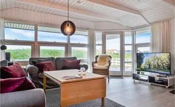 Stunning home in Hvide Sande with WiFi 2