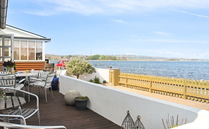 "Tameka" - 10 meter van de inham in Funen 1