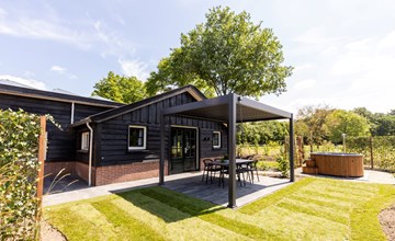 Valkse Hoeve met Sauna & Hottub | 6 personen 3