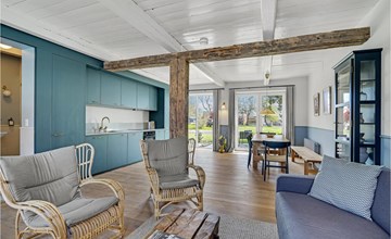 Cozy apartment in Humble with kitchen 3