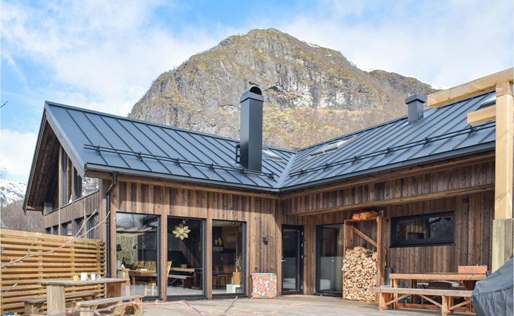 5 bedroom nice home in Hemsedal 1