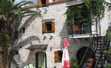 Anwesen mit Blick auf das Wasser 3