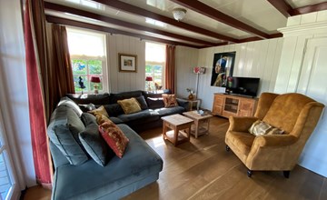 Comfortable 10-person holiday home in Hippolytushoef 2